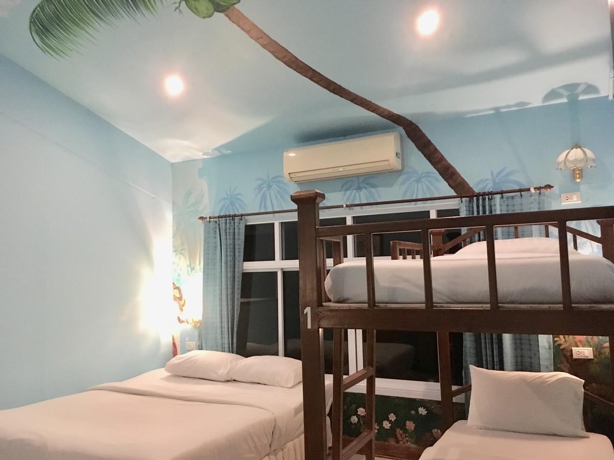 The Corner Transit Hostel Ko Samui Exterior foto